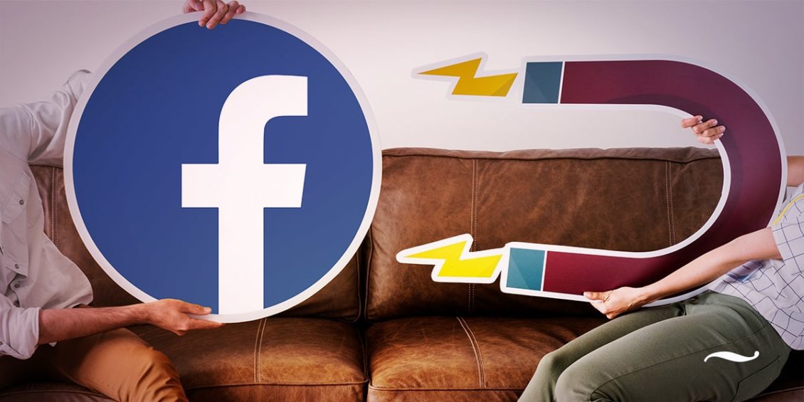 homem e mulher em sofá com logo de facebook e ímã simbolizando facebook ads